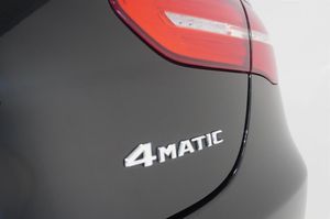 Mercedes GLC220 bild 23