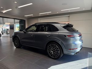 Porsche Cayenne bild 2