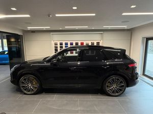 Porsche Cayenne bild 2