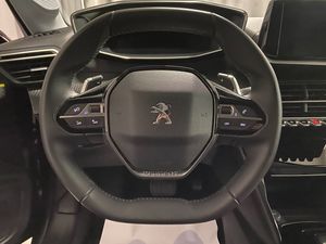 Peugeot 208 bild 15