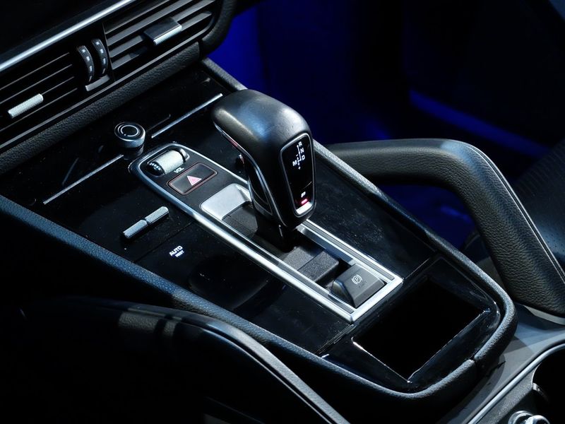 Porsche Cayenne bild 9