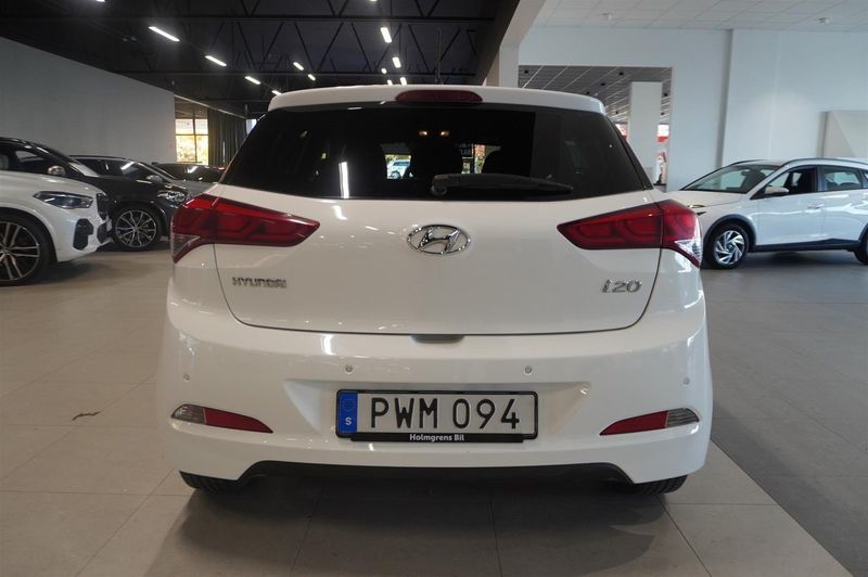 Hyundai i20 bild 5