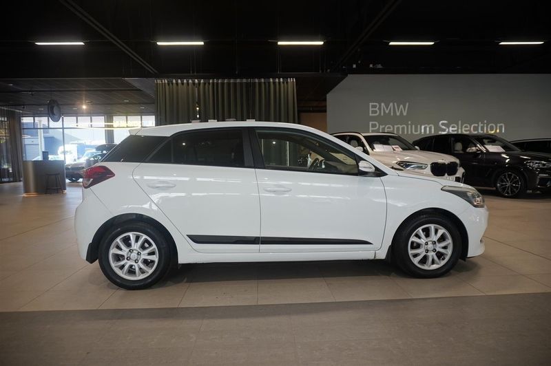 Hyundai i20 bild 7