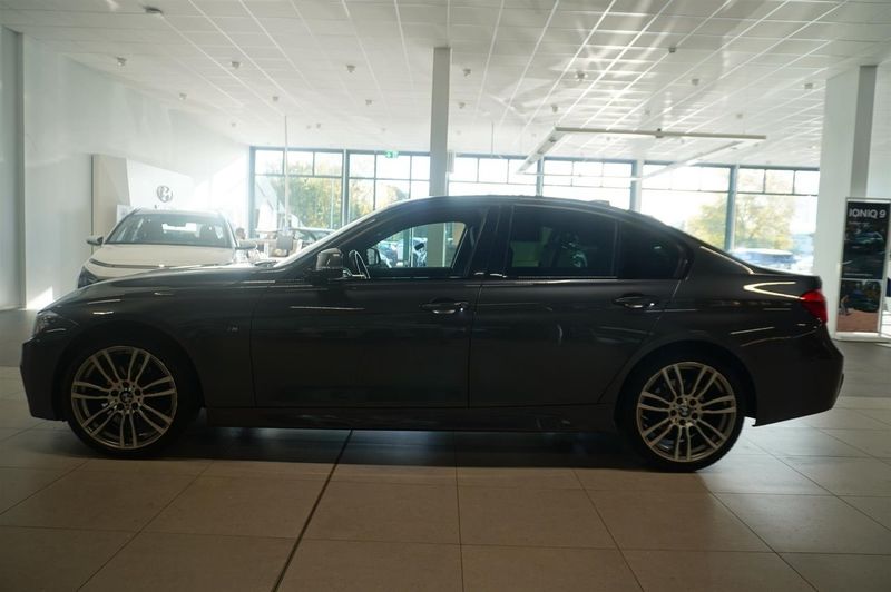 BMW 320 bild 3