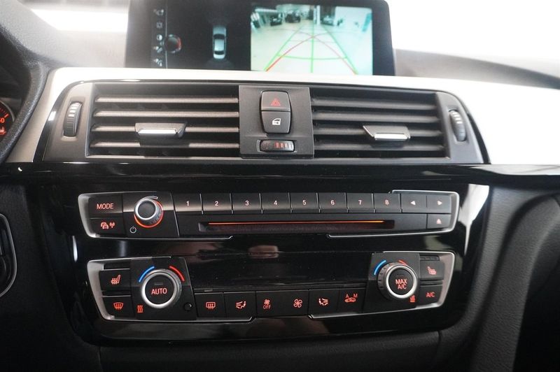 BMW 320 bild 26