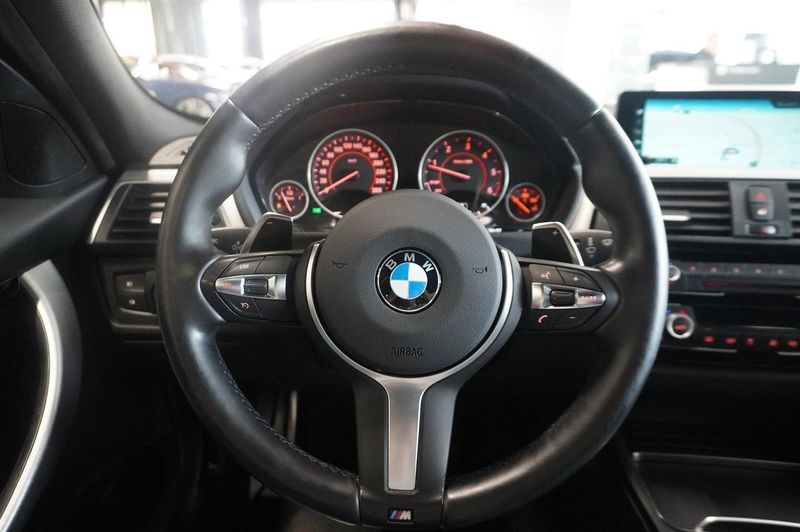 BMW 320 bild 19