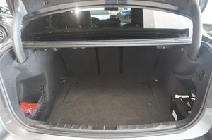 BMW 320 bild 11