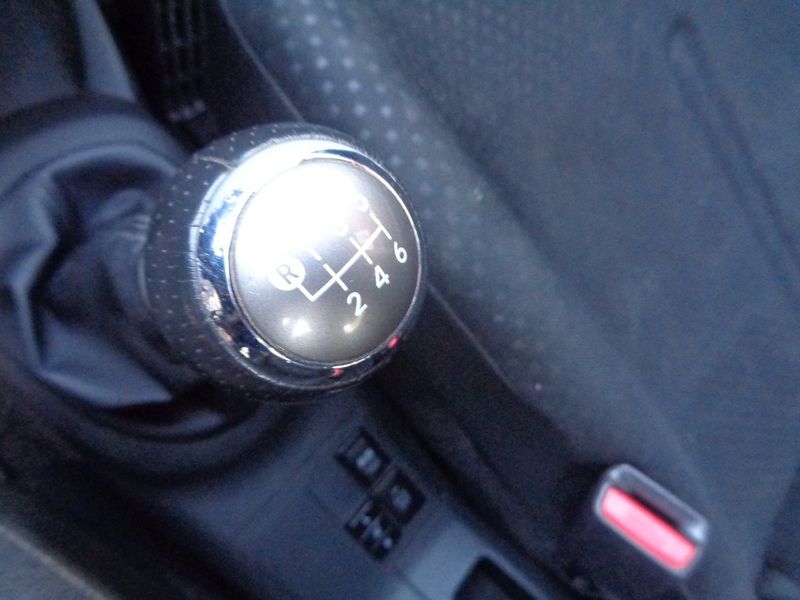 Toyota Yaris bild 16