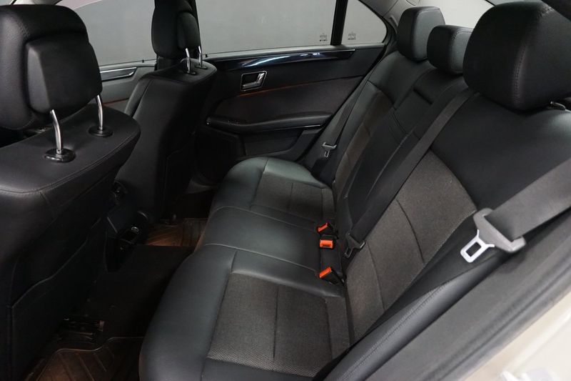 Mercedes E220 bild 14