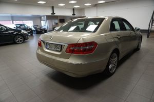 Mercedes E220 bild 16
