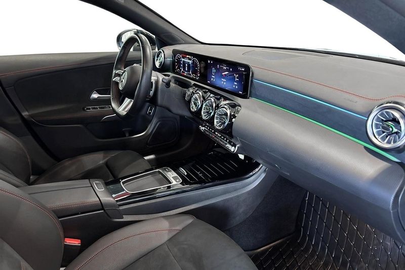 Mercedes CLA250 bild 9