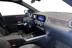 Mercedes GLA250 bild 11