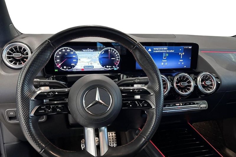 Mercedes GLA250 bild 9