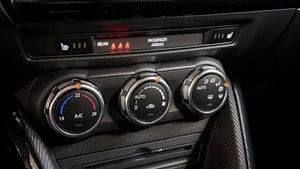 Mazda 2 bild 15