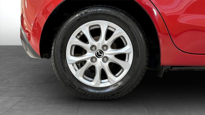 Mazda 2 bild 9