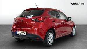 Mazda 2 bild 2