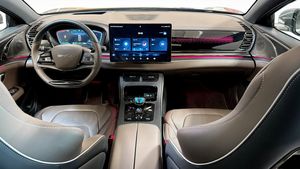 BYD Han bild 4