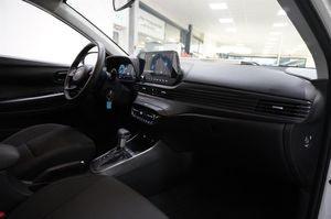 Hyundai i20 bild 15