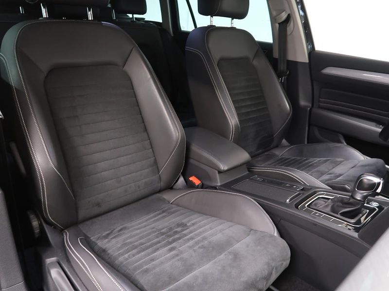 Volkswagen Passat bild 19