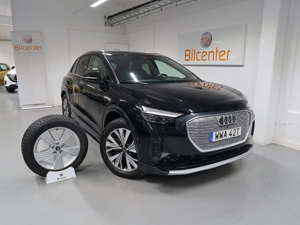 Audi Q4 e-tron 45 E-Tron Quattro V-Däck ingår Drag-Kamera-CarPlay-A - 2023