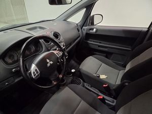 Mitsubishi Colt bild 10
