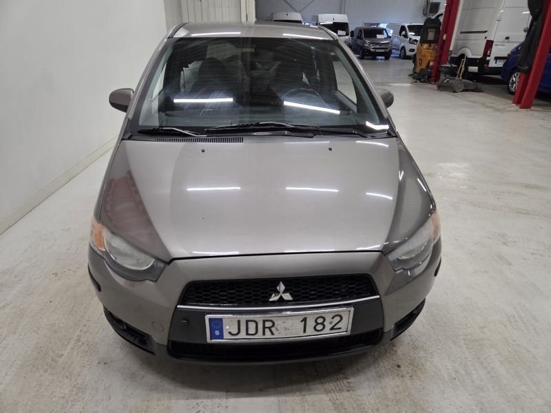 Mitsubishi Colt bild 2