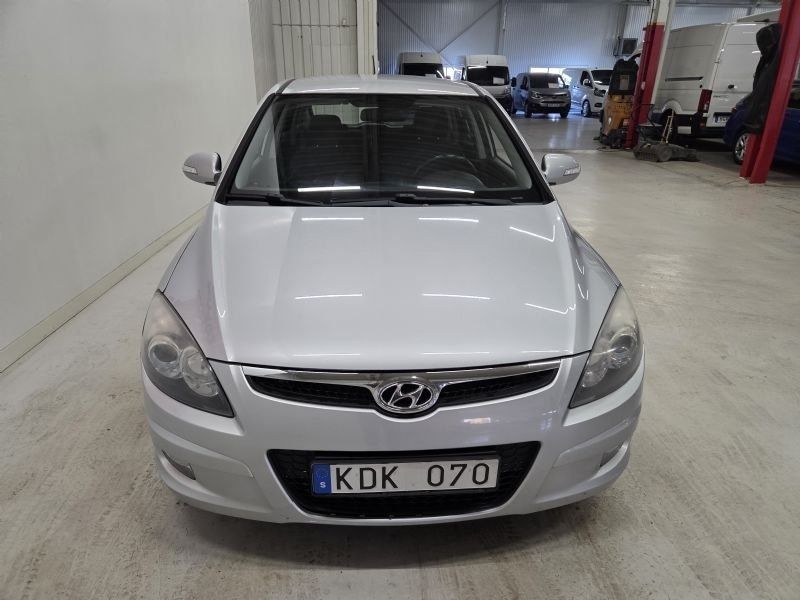 Hyundai i30 bild 2