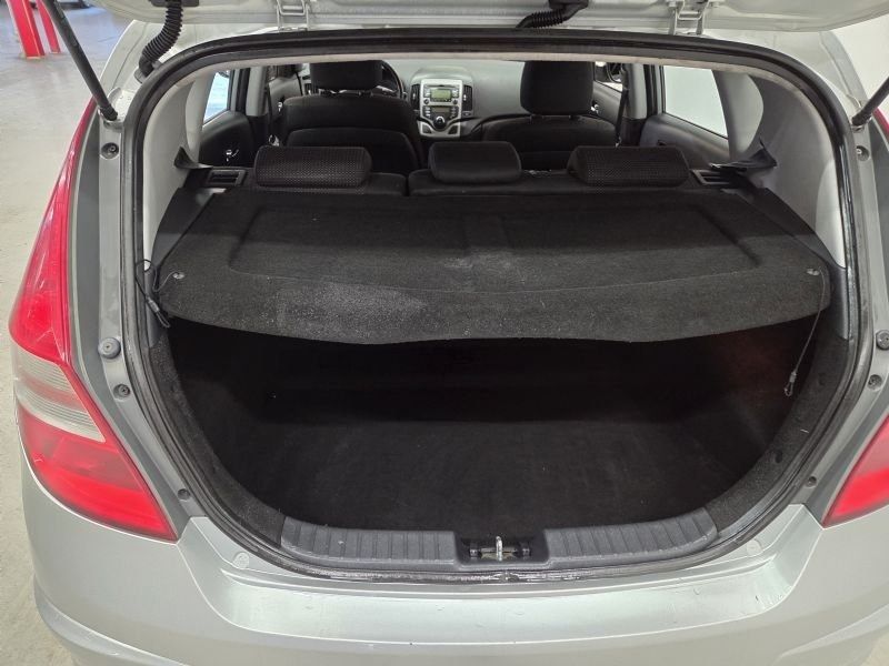 Hyundai i30 bild 8