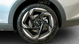 Kia K4 bild 9