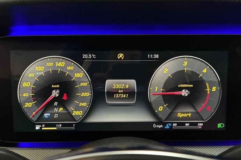 Mercedes E220 bild 17