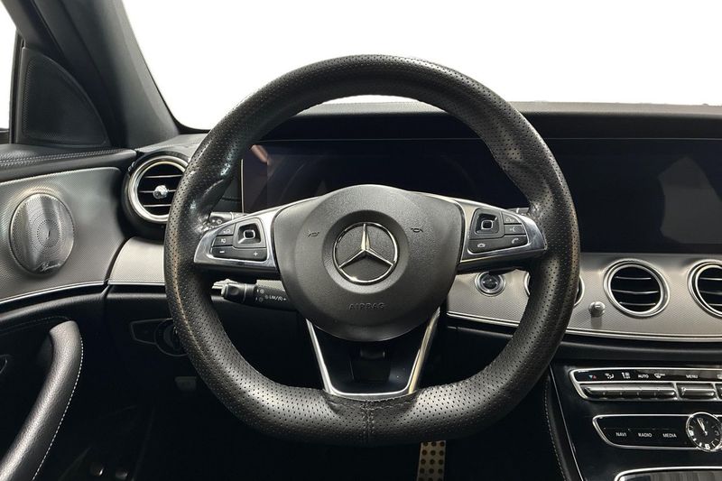 Mercedes E220 bild 16