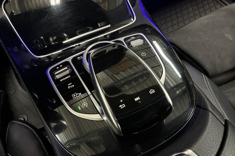 Mercedes E220 bild 24