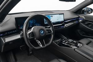 BMW 530 bild 9