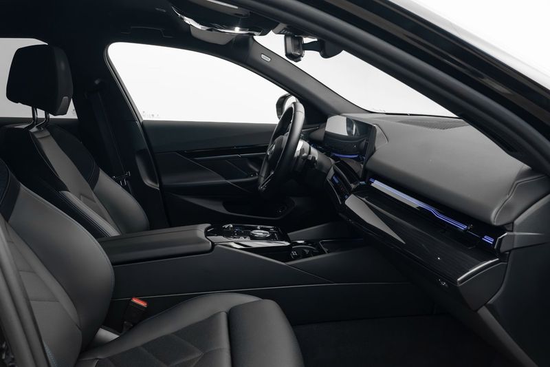 BMW 530 bild 32