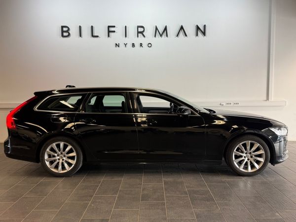 Volvo V90 D4 VÄRMARE|DRAGKROK|GPS|VOC| Momentum - 2019