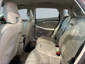 Volvo V40 bild 13