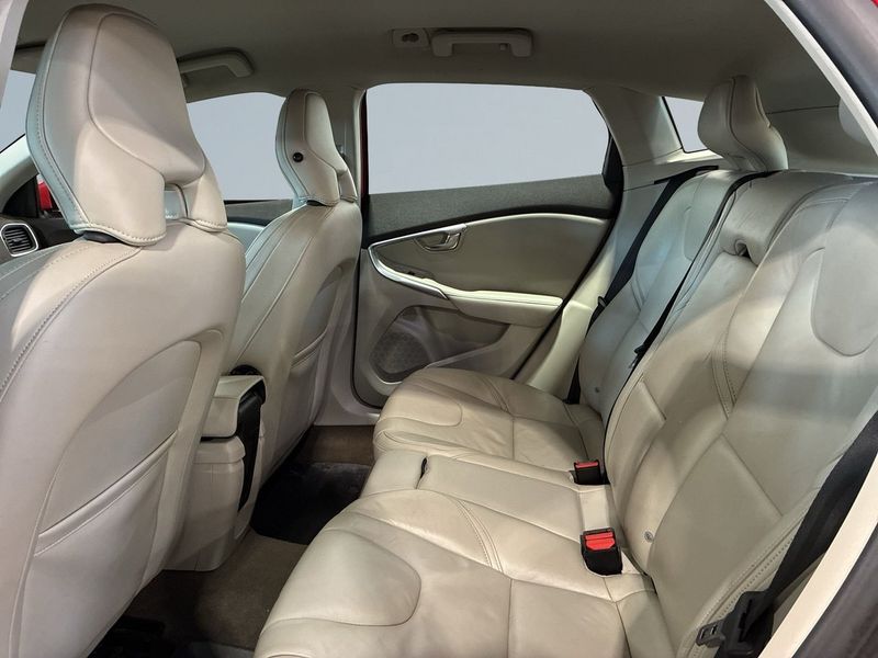 Volvo V40 bild 13
