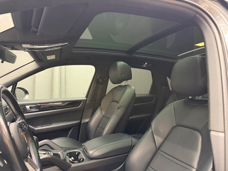 Porsche Cayenne bild 9