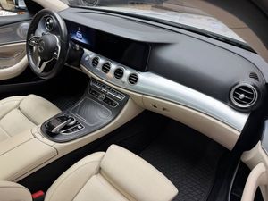 Mercedes E220 bild 13