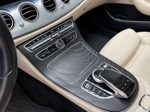 Mercedes E220 bild 10