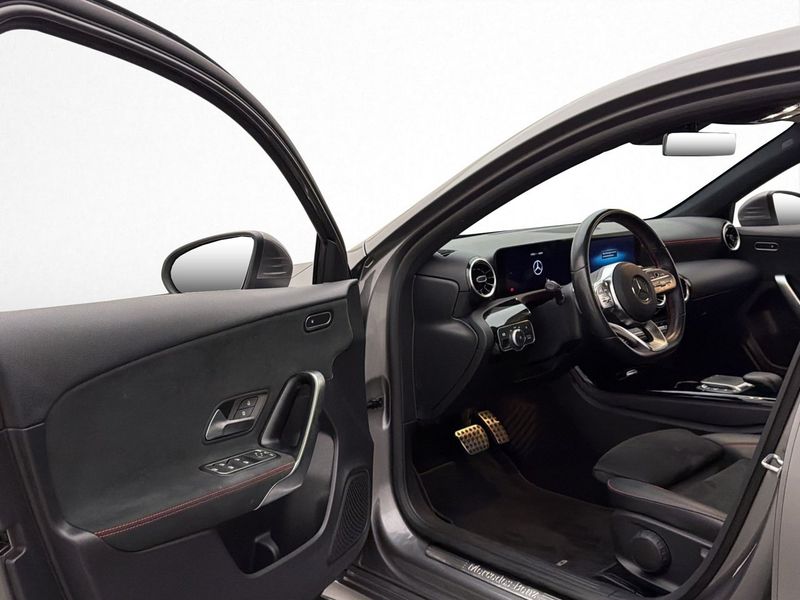 Mercedes A180 bild 11