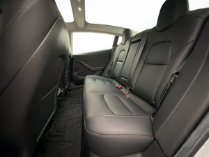 Tesla Model 3 bild 15