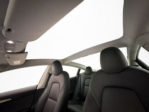 Tesla Model 3 bild 14