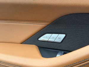 BMW i4 bild 27