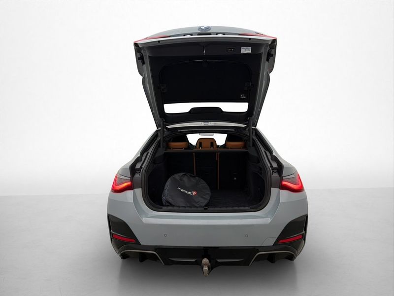 BMW i4 bild 23