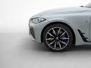 BMW i4 bild 11
