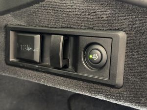 BMW i4 bild 21