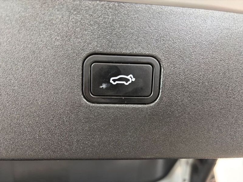 Volvo EX30 bild 23