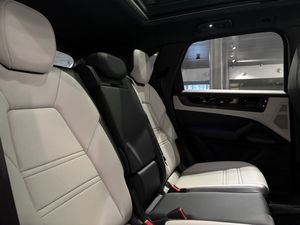 Porsche Cayenne bild 23