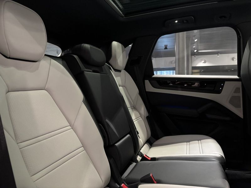 Porsche Cayenne bild 23